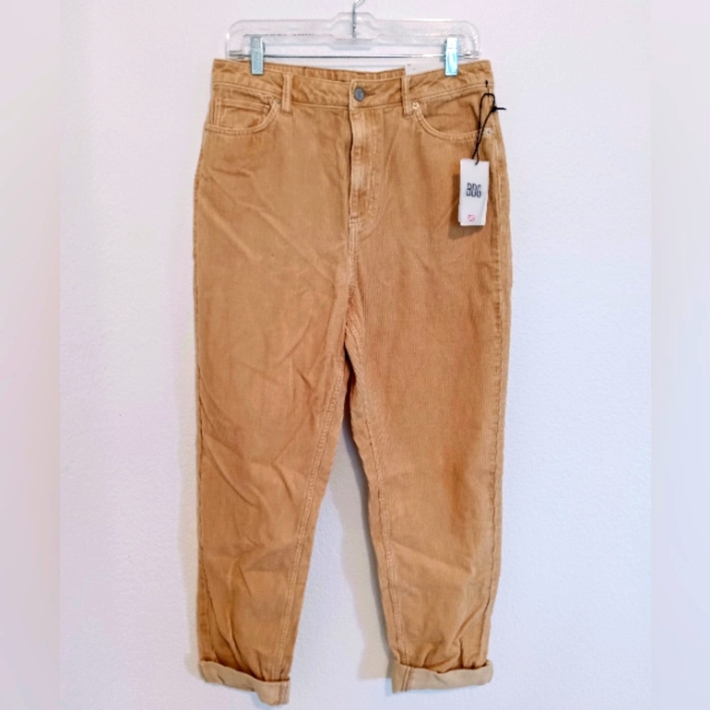 🎃NWT BDG corduroy hi rise mom jeans